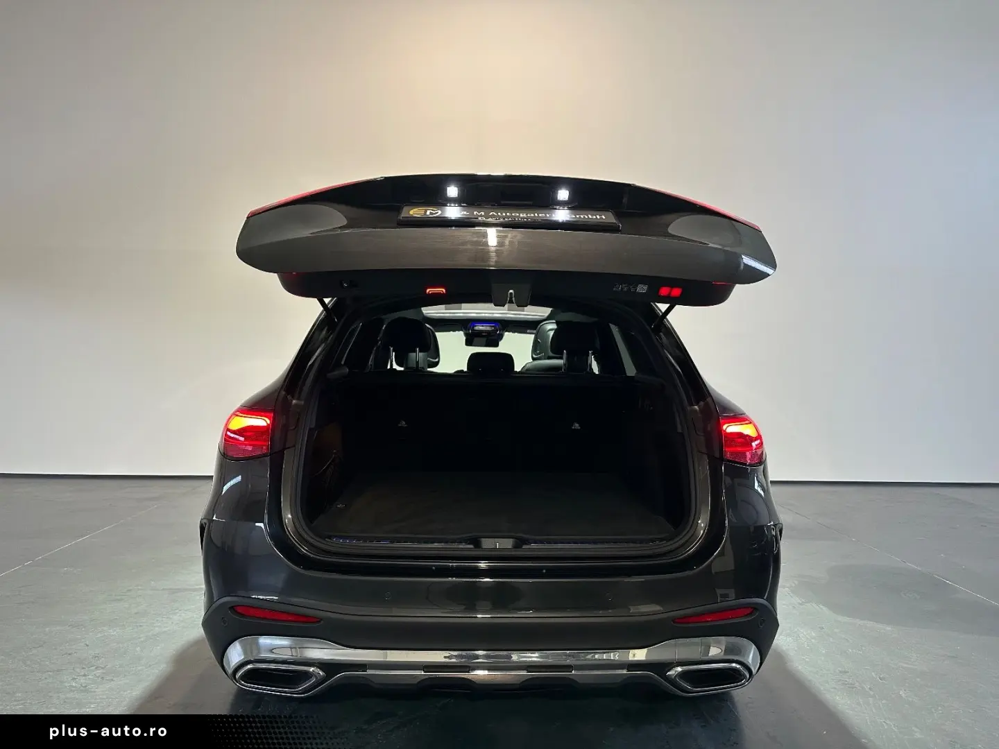 MERCEDES-BENZ GLC 200 4Matic Pano Burmest HuD 360 AH&hellip;