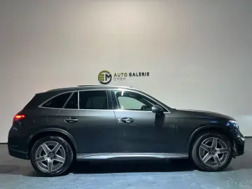 MERCEDES-BENZ GLC 200 4Matic Pano Burmest HuD 360 AH&hellip;