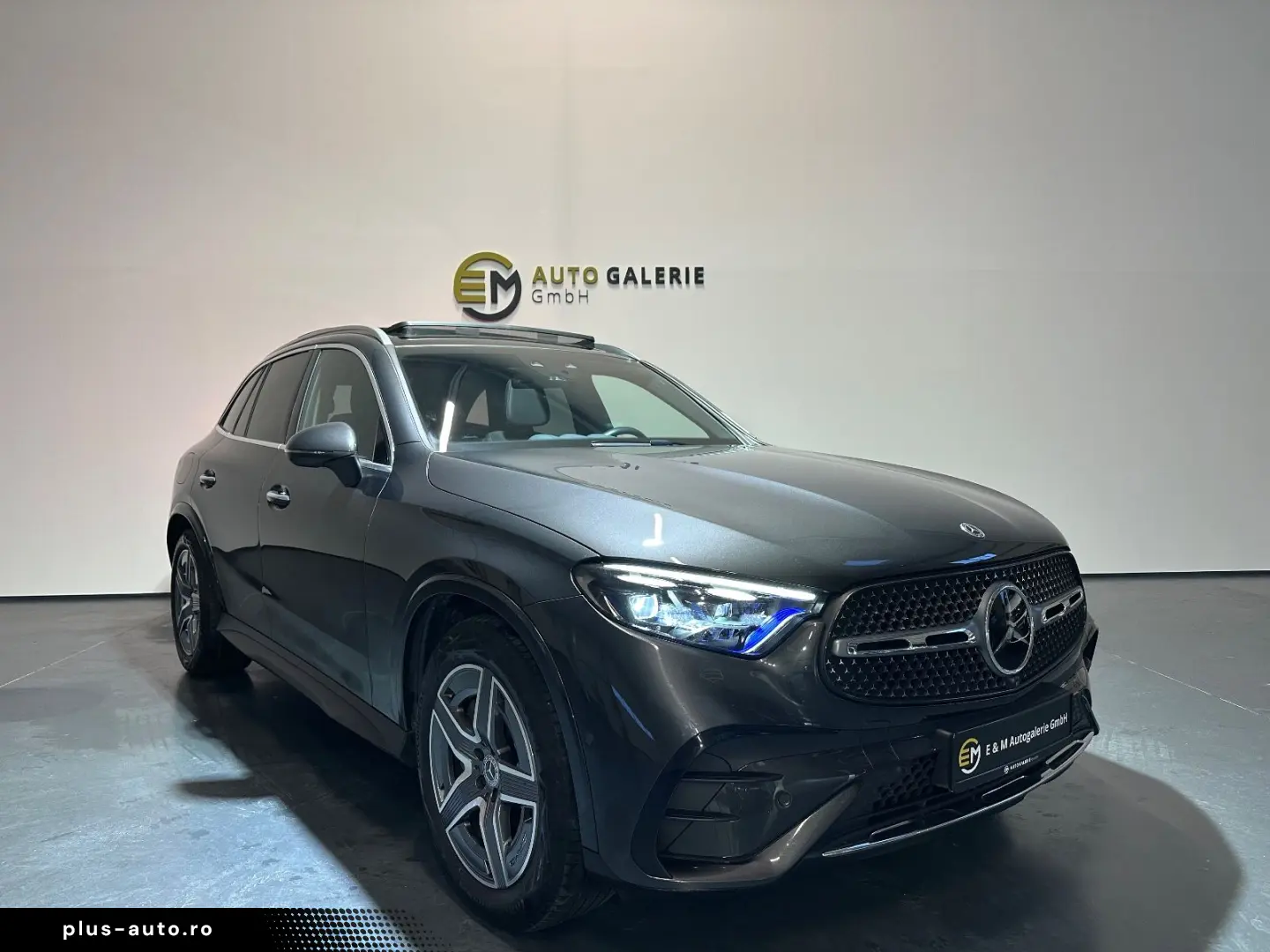 MERCEDES-BENZ GLC 200 4Matic Pano Burmest HuD 360 AH&hellip;