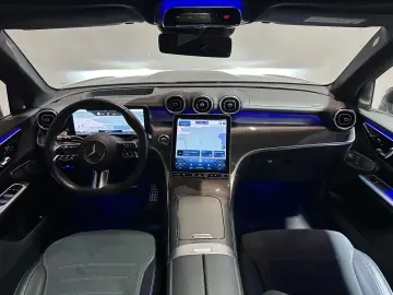 MERCEDES-BENZ GLC 200 4Matic Pano Burmest HuD 360 AH&hellip;