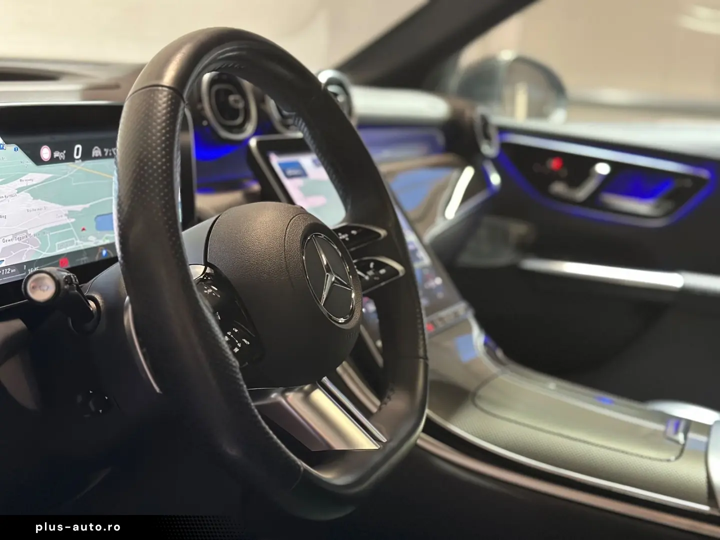 MERCEDES-BENZ GLC 200 4Matic Pano Burmest HuD 360 AH&hellip;