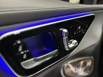 MERCEDES-BENZ GLC 200 4Matic Pano Burmest HuD 360 AH&hellip;