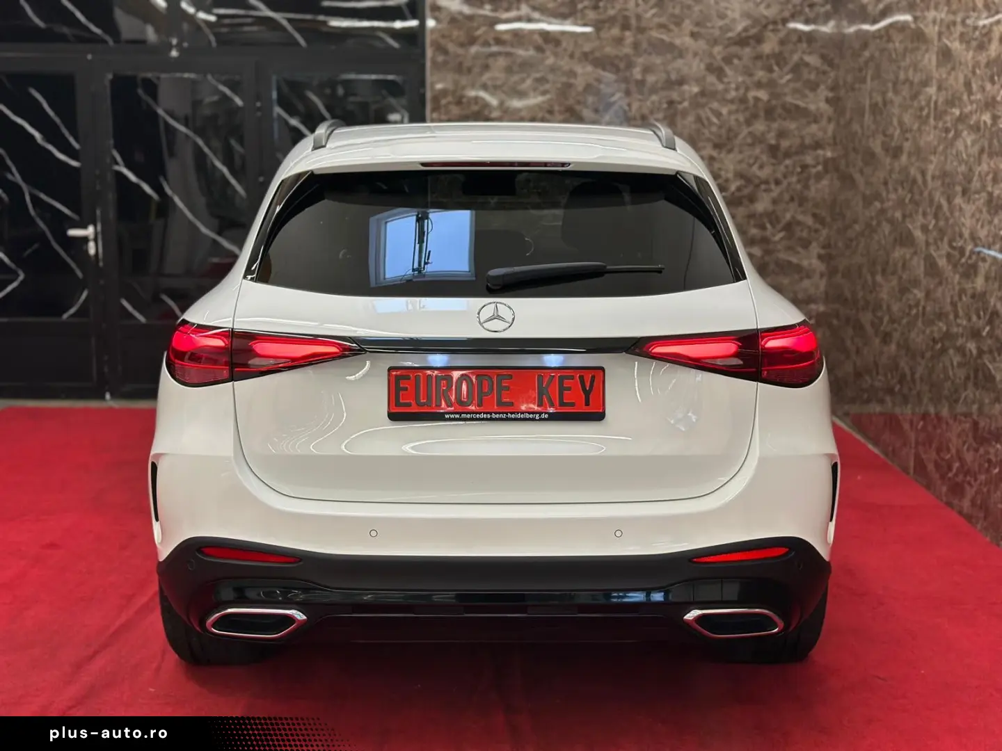 MERCEDES-BENZ GLC 200 AMG LINE 4MATIC MEMORY ACC KAMERA