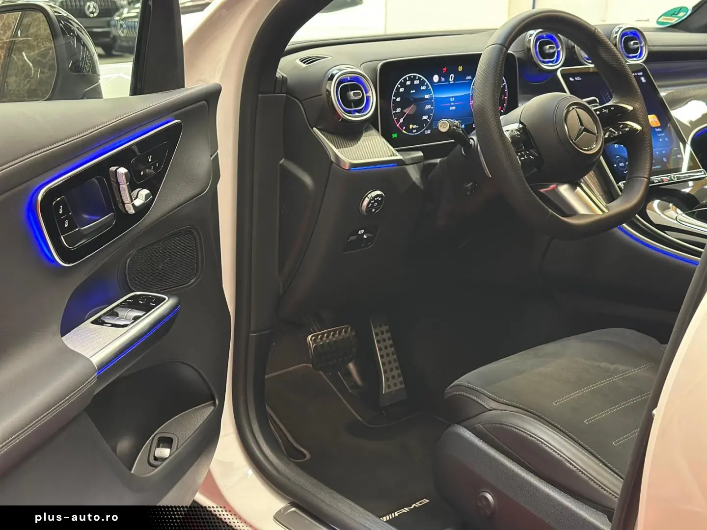 MERCEDES-BENZ GLC 200 AMG LINE 4MATIC MEMORY ACC KAMERA