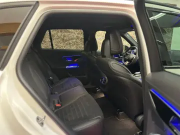 MERCEDES-BENZ GLC 200 AMG LINE 4MATIC MEMORY ACC KAMERA