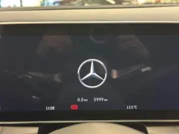 MERCEDES-BENZ GLC 200 AMG LINE 4MATIC MEMORY ACC KAMERA