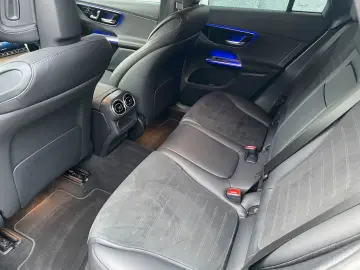 MERCEDES-BENZ GLC 200 4M AMG Advanced Plus  LED NIGHT MEMORY