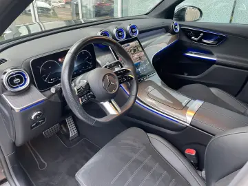 MERCEDES-BENZ GLC 200 4M AMG Advanced Plus  LED NIGHT MEMORY