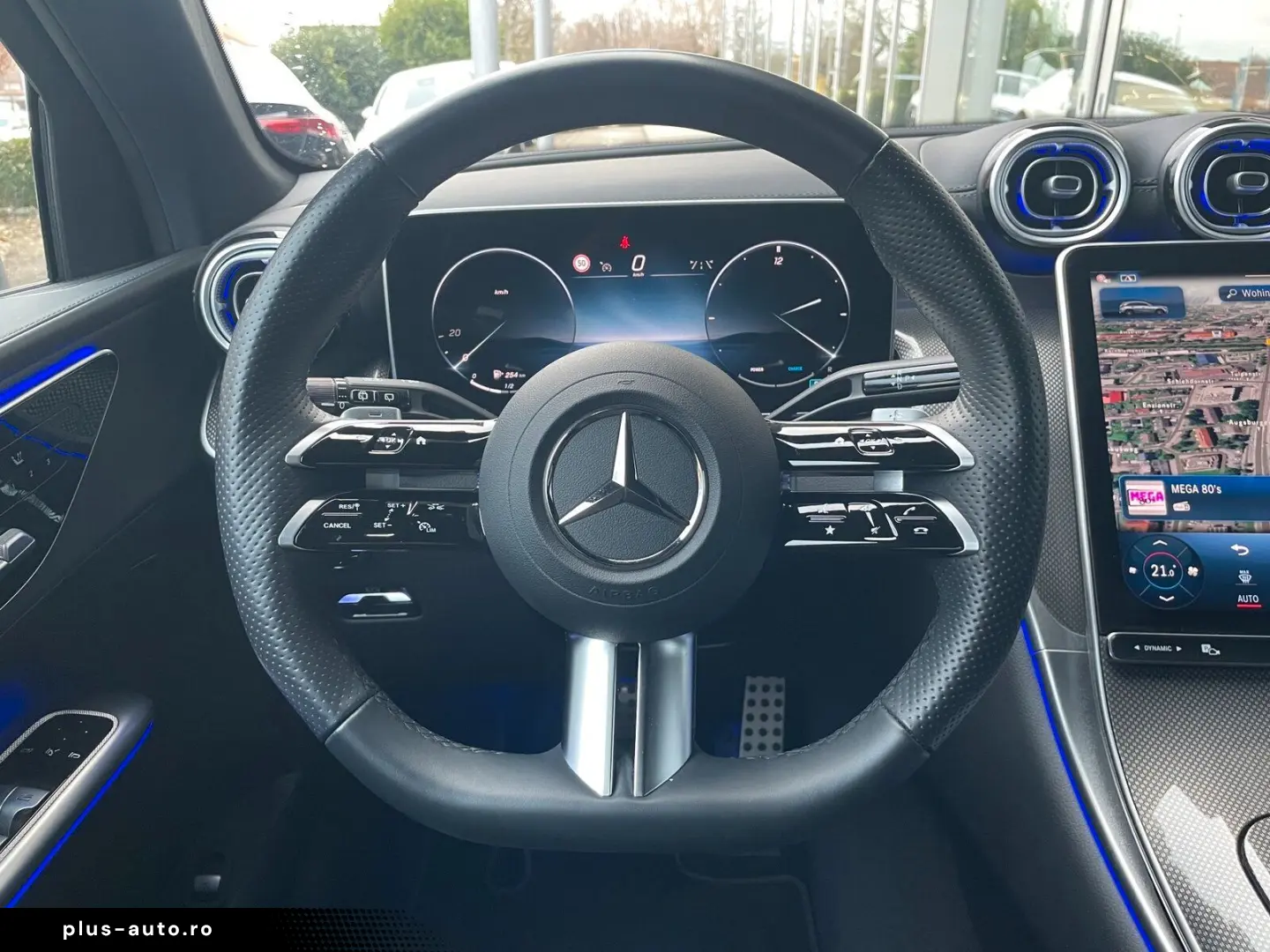 MERCEDES-BENZ GLC 200 4M AMG Advanced Plus  LED NIGHT MEMORY