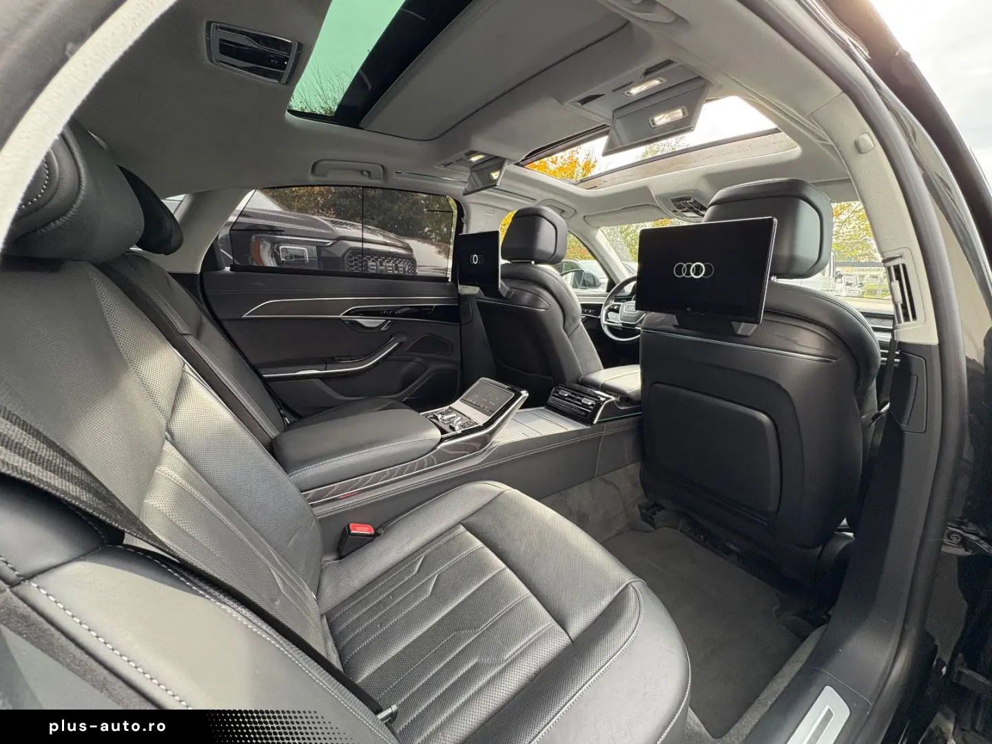 AUDI A8 60 TFSI e L quattro Chauffeur-Paket Fond-TV