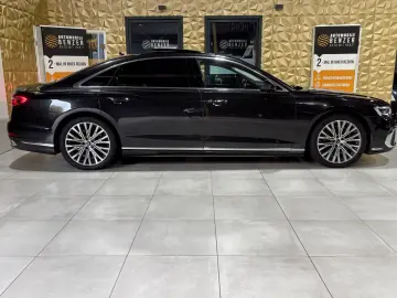 AUDI A8 60 TFSI e L quattro Chauffeur-Paket Fond-TV