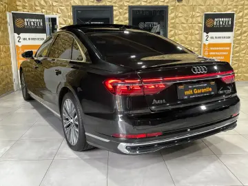 AUDI A8 60 TFSI e L quattro Chauffeur-Paket Fond-TV