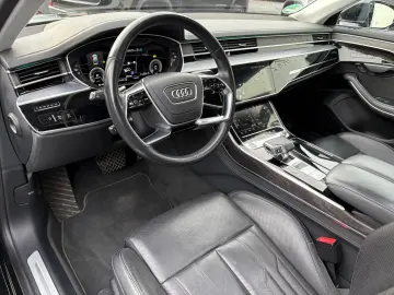 AUDI A8 60 TFSI e L quattro Chauffeur-Paket Fond-TV