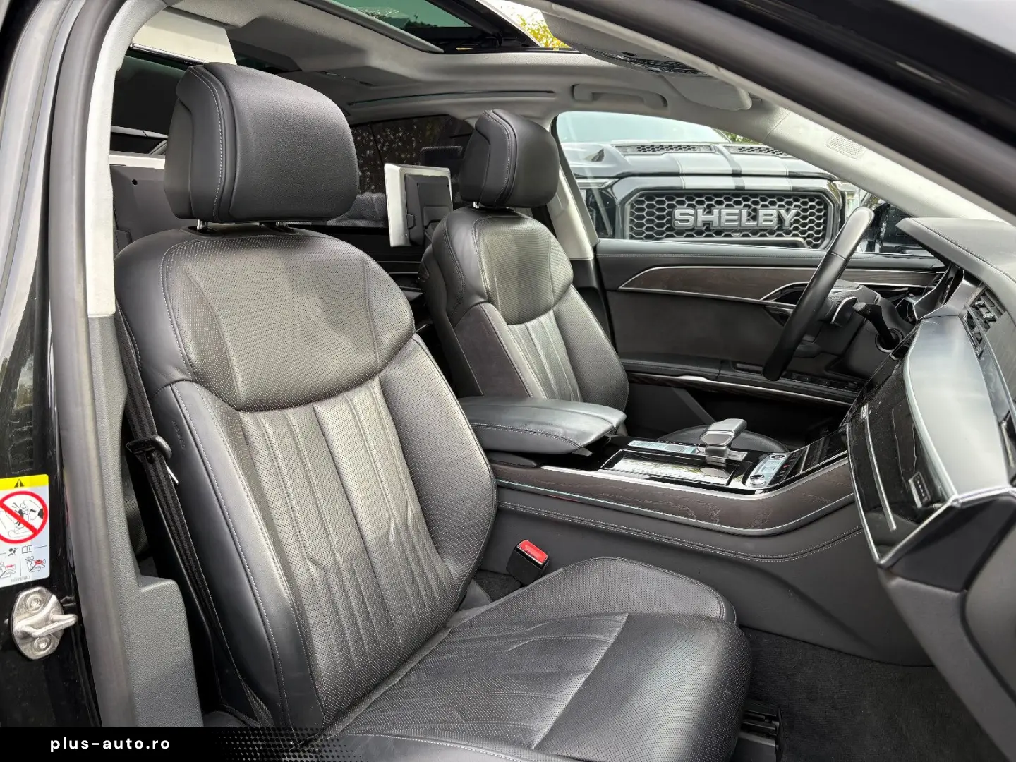 AUDI A8 60 TFSI e L quattro Chauffeur-Paket Fond-TV