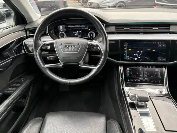 AUDI A8 60 TFSI e L quattro Chauffeur-Paket Fond-TV