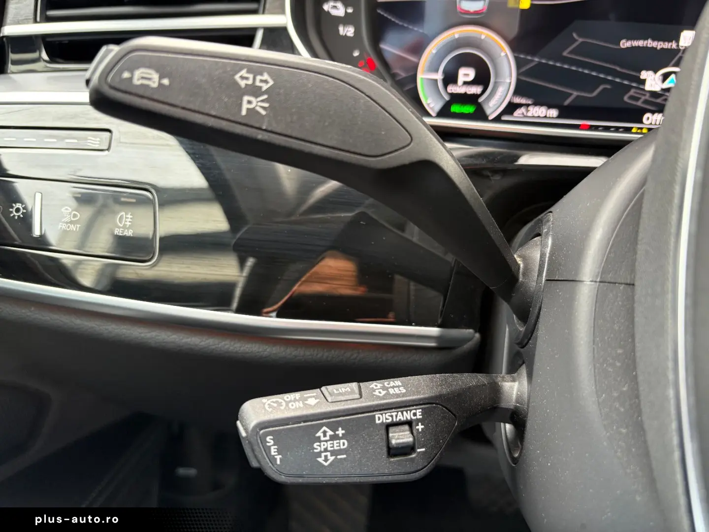 AUDI A8 60 TFSI e L quattro Chauffeur-Paket Fond-TV