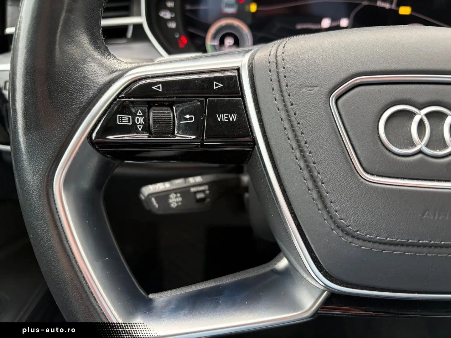 AUDI A8 60 TFSI e L quattro Chauffeur-Paket Fond-TV