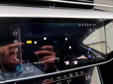 AUDI A8 60 TFSI e L quattro Chauffeur-Paket Fond-TV