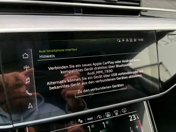 AUDI A8 60 TFSI e L quattro Chauffeur-Paket Fond-TV