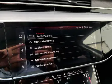AUDI A8 60 TFSI e L quattro Chauffeur-Paket Fond-TV