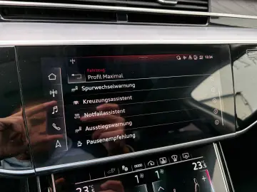 AUDI A8 60 TFSI e L quattro Chauffeur-Paket Fond-TV