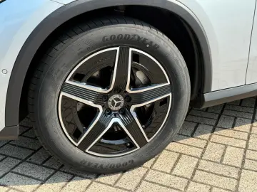 MERCEDES-BENZ GLC 200 4M AMG LINE LED HIGH AHK EASYP&hellip;