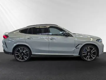 BMW X6 M60i xDrive Pano AHK B&W Standhzg. Autobahnas