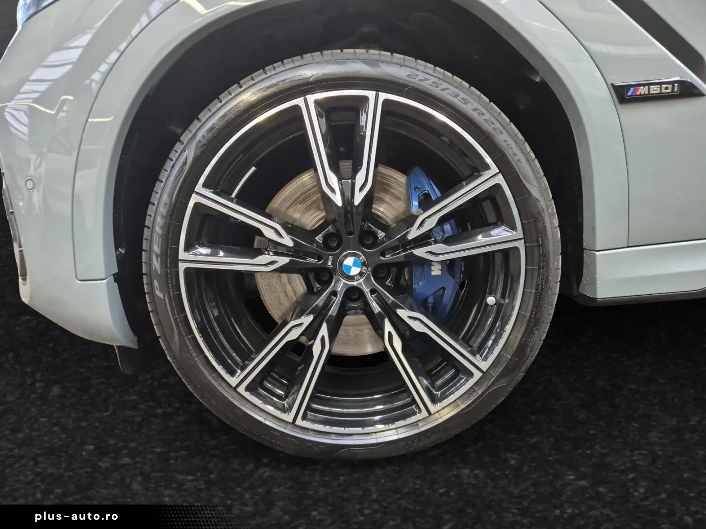 BMW X6 M60i xDrive Pano AHK B&W Standhzg. Autobahnas