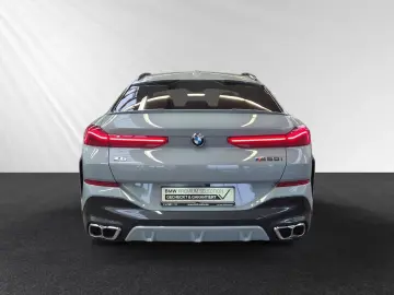 BMW X6 M60i xDrive Pano AHK B&W Standhzg. Autobahnas