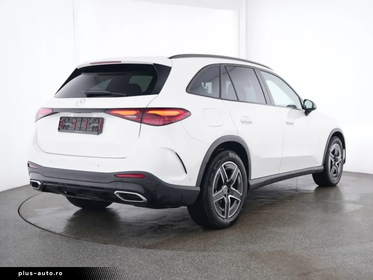 MERCEDES-BENZ GLC 220 d 4M AMG Plus Panorama Memory AHK