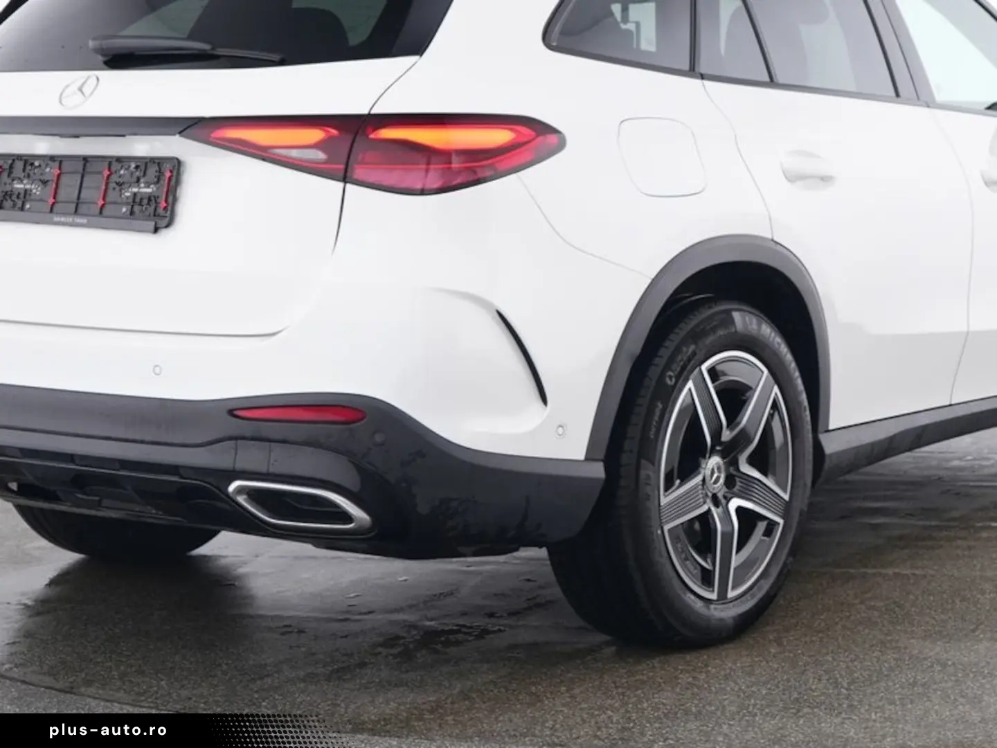 MERCEDES-BENZ GLC 220 d 4M AMG Plus Panorama Memory AHK