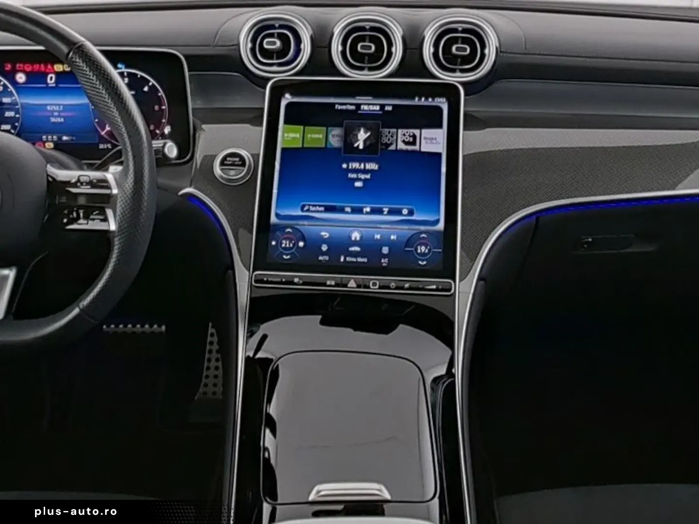 MERCEDES-BENZ GLC 220 d 4M AMG Plus Panorama Memory AHK