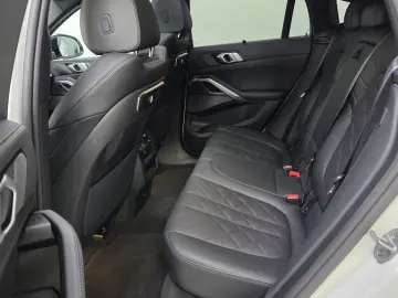 BMW X6 xDrive30d M Sport Pro 22Zoll Luftfeder AHK