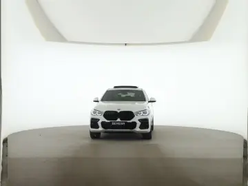 BMW X6 30d xDrive M Sport Pano AHK HUD Laser