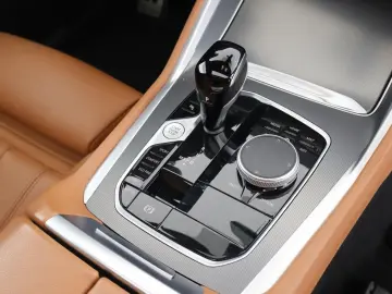 BMW X6 30d xDrive M Sport Pano AHK HUD Laser