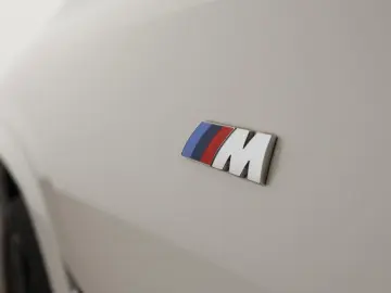 BMW X6 30d xDrive M Sport Pano AHK HUD Laser