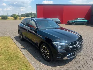 MERCEDES-BENZ GLC 220 Avantgarde Advanced LederLED A&hellip;