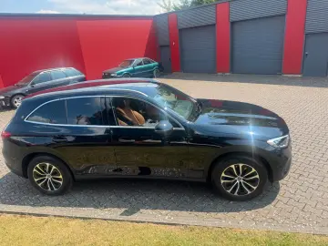 MERCEDES-BENZ GLC 220 Avantgarde Advanced LederLED A&hellip;