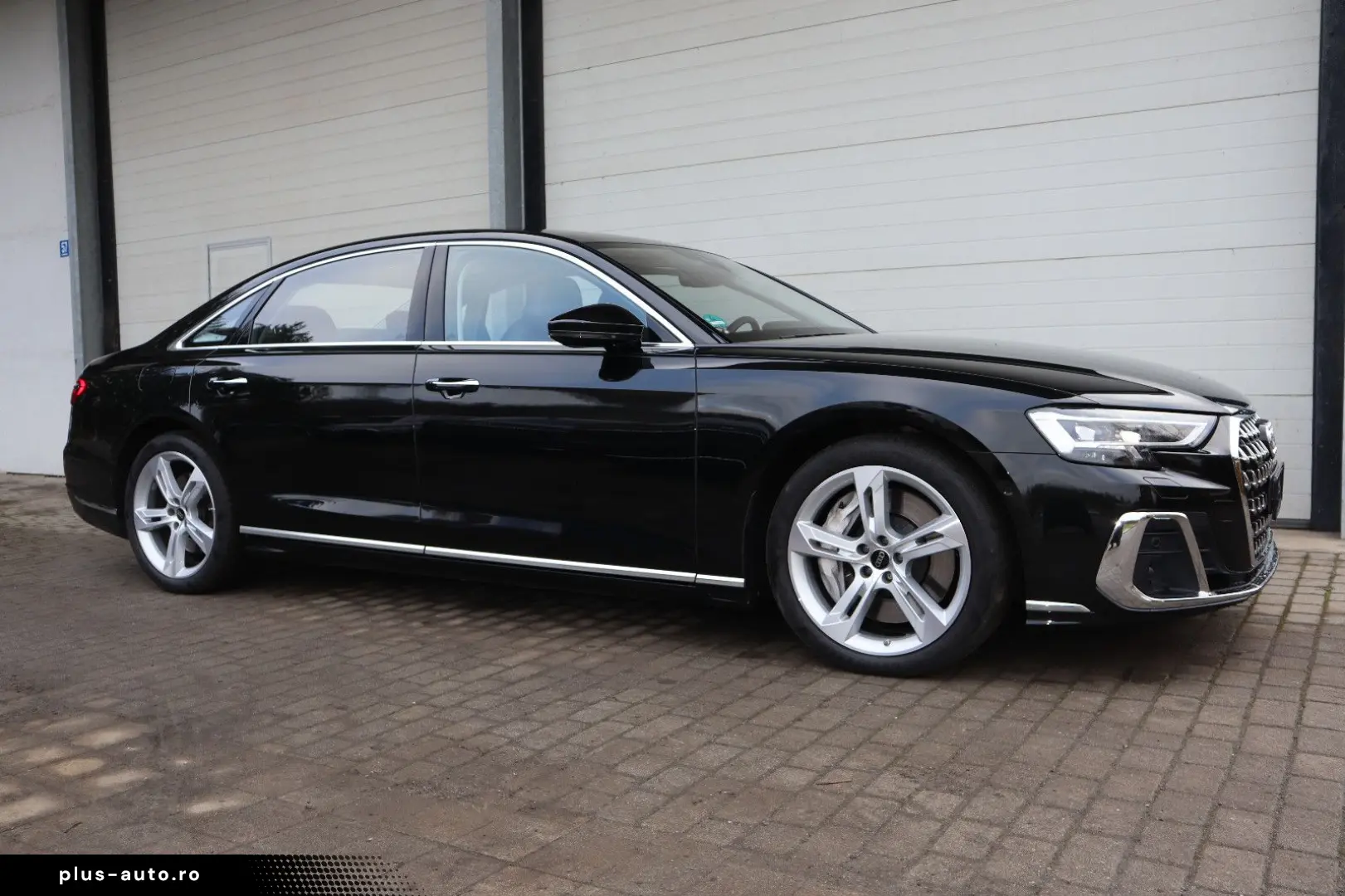 AUDI A8L 60 TFSIe lang exclusive Mod.2025