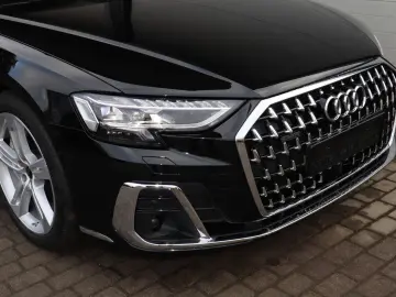 AUDI A8L 60 TFSIe lang exclusive Mod.2025