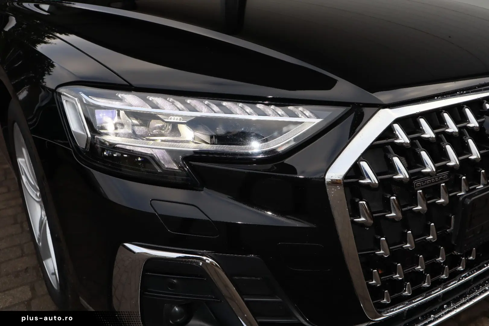 AUDI A8L 60 TFSIe lang exclusive Mod.2025