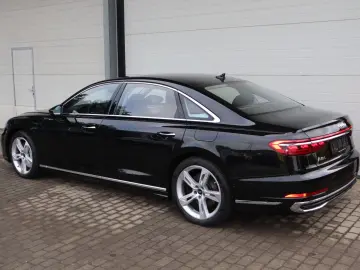 AUDI A8L 60 TFSIe lang exclusive Mod.2025