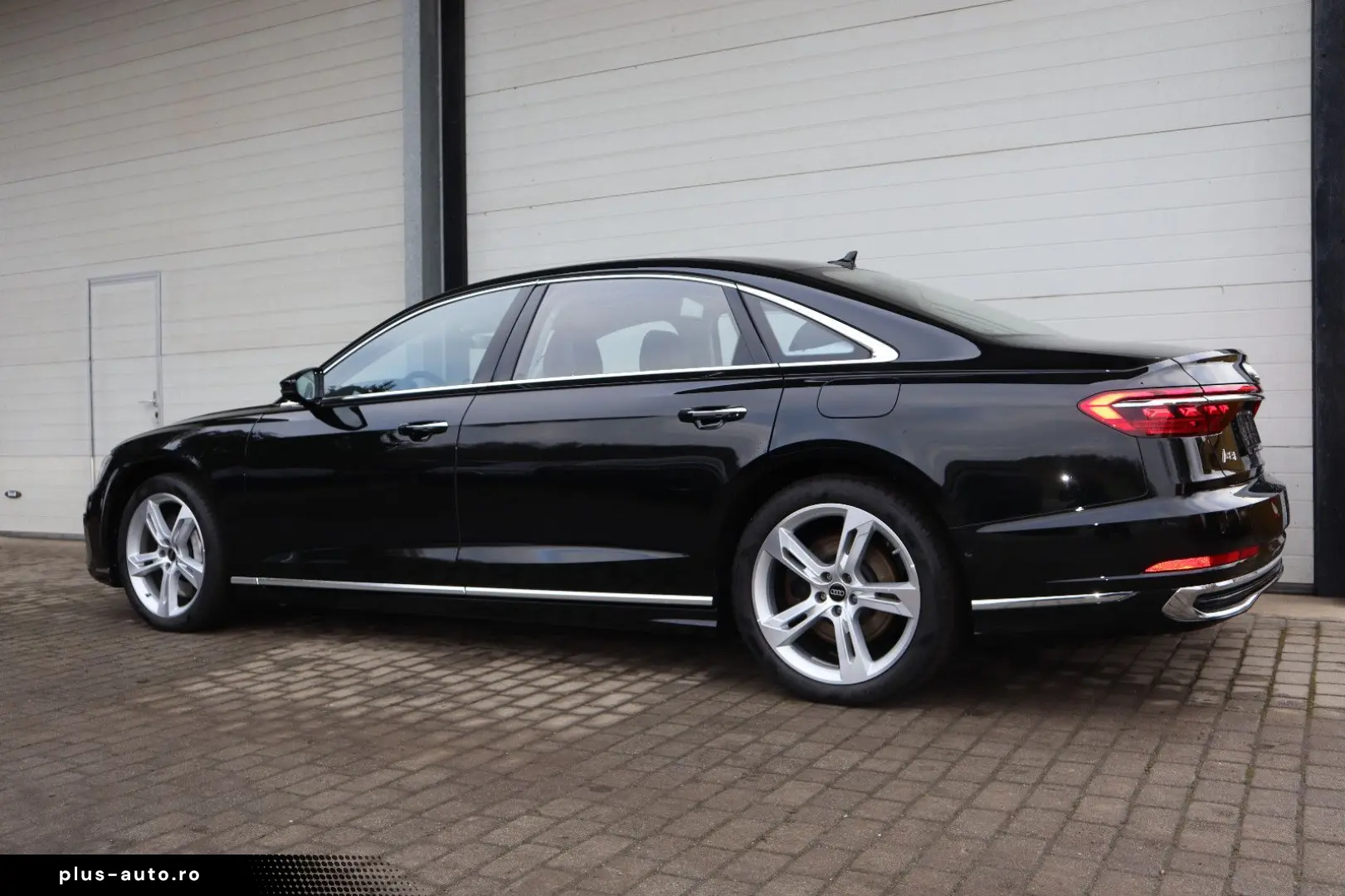 AUDI A8L 60 TFSIe lang exclusive Mod.2025