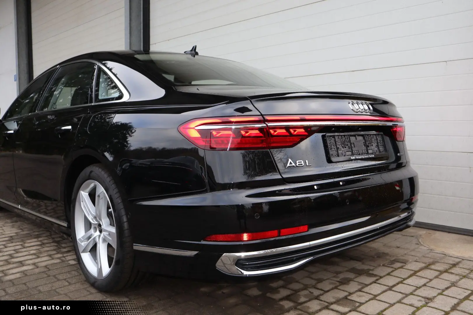 AUDI A8L 60 TFSIe lang exclusive Mod.2025