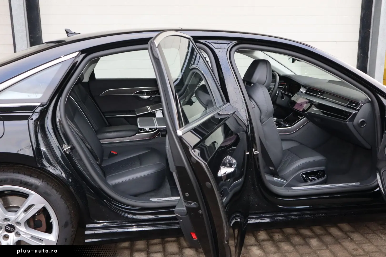 AUDI A8L 60 TFSIe lang exclusive Mod.2025