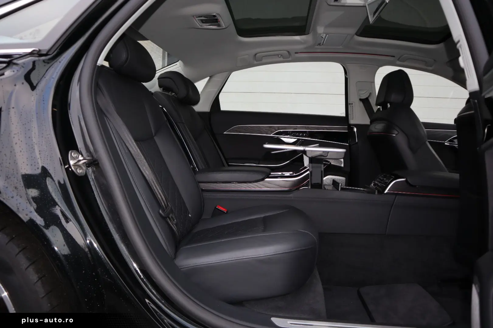 AUDI A8L 60 TFSIe lang exclusive Mod.2025