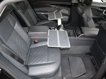 AUDI A8L 60 TFSIe lang exclusive Mod.2025