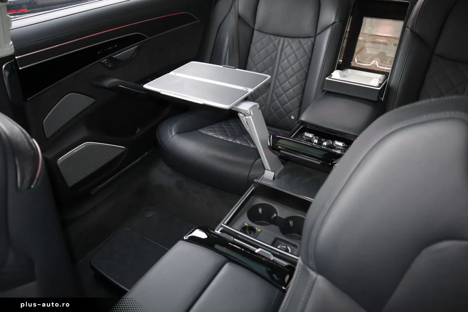 AUDI A8L 60 TFSIe lang exclusive Mod.2025