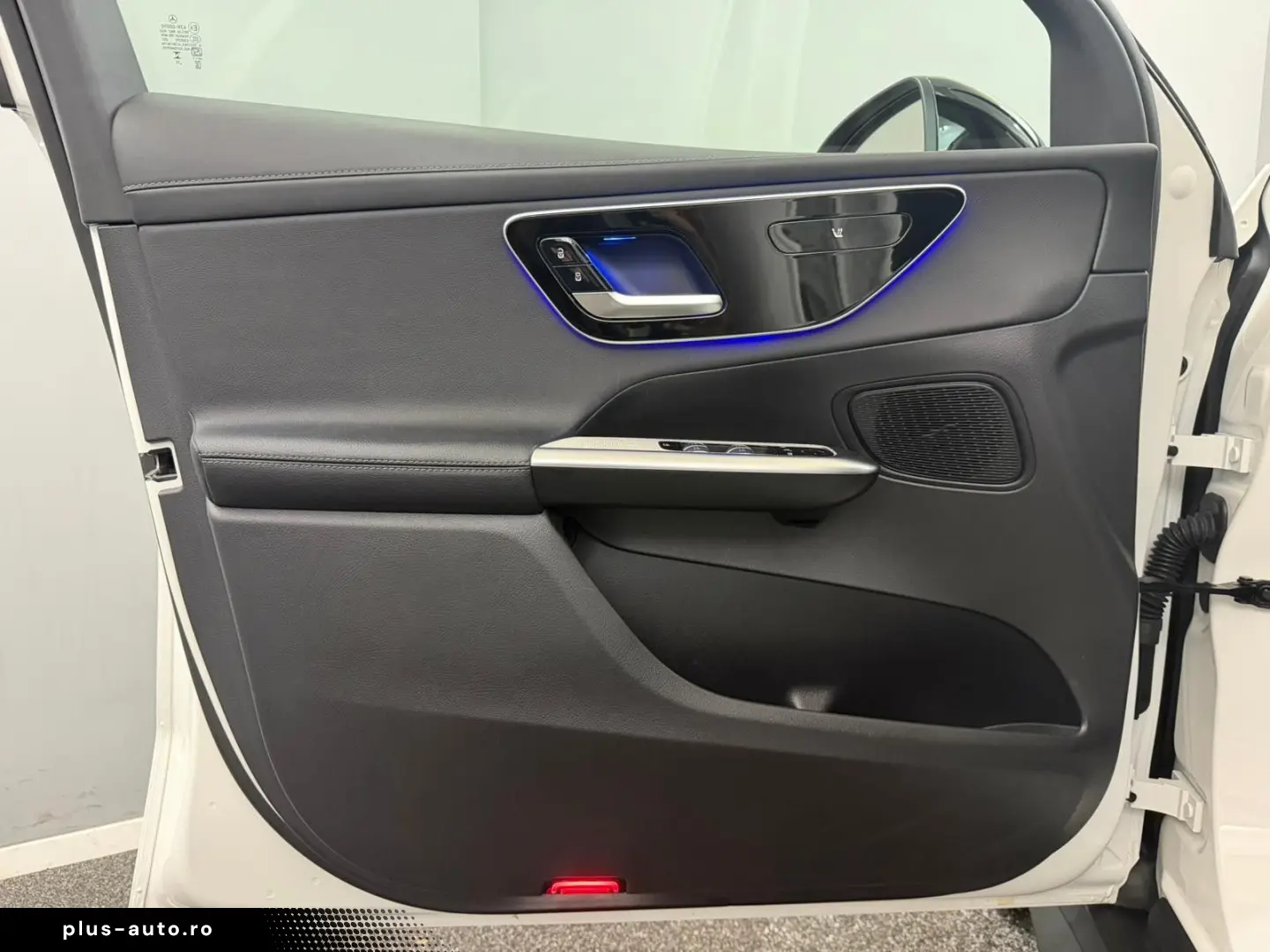 MERCEDES-BENZ GLC 300e 4M AMG LINE 360 WIDE LED AMBI&hellip;