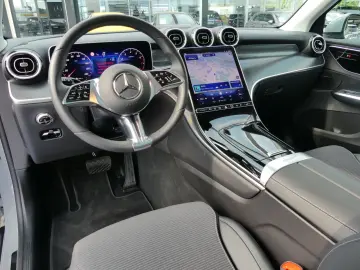 MERCEDES-BENZ GLC 200 Avantgarde 4M Panorama R-Kamer&hellip;